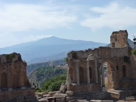Sycylia 2011 Taormina3 widok na Etnę