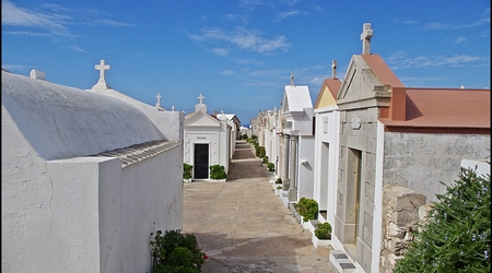 Bonifacio, cmentarz morski – Francja