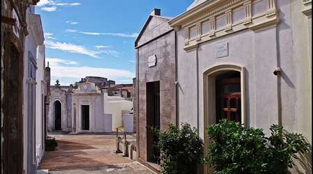 Bonifacio, cmentarz morski – Francja