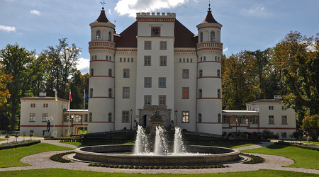 Pałac Wojanów – Polska
