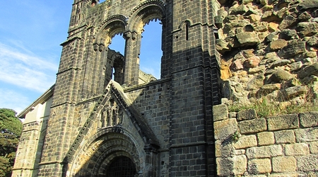 Ruiny 6 – Kirkstall, Wielka Brytania