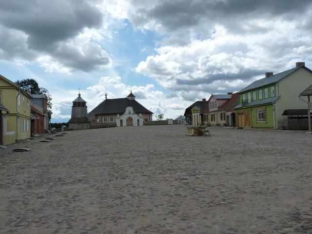 Rumszyszki kolo Kowna-Skansen