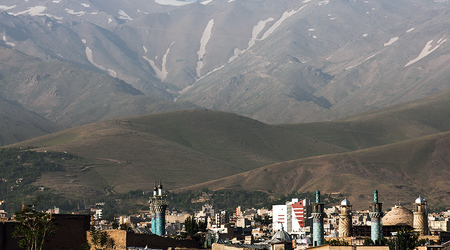 Widok na Góry Zagros – Hamadān, Iran