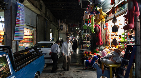 Ostatni spacer po bazarze – Hamadān, Iran