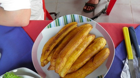 banany smażone – Leticia, Kolumbia
