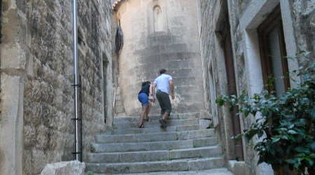 Chorwackie uliczki – Korčula, Chorwacja