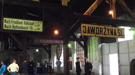 Lokomotowy – Jaworzyna Śląska, Polska