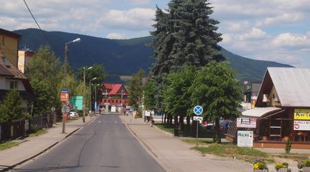 Ulice Mszany Dolnej – Schronisko na luboniu wielkim, Polska
