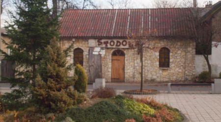 Zamknięta Stodoła – Ogrodzieniec, Polska