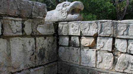 Tzompanti – Cancún, Meksyk