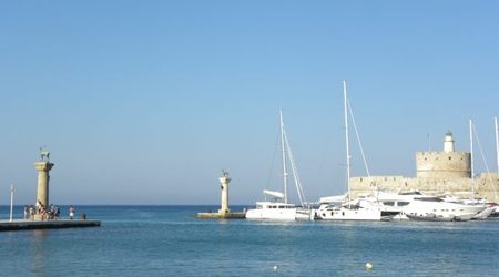 Port Mandraki – Rodos, Grecja