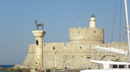 Port Mandraki – Rodos, Grecja