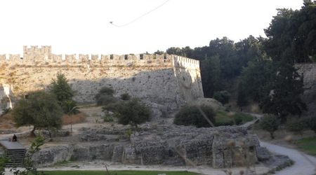 Sucha fosa – Rodos, Grecja