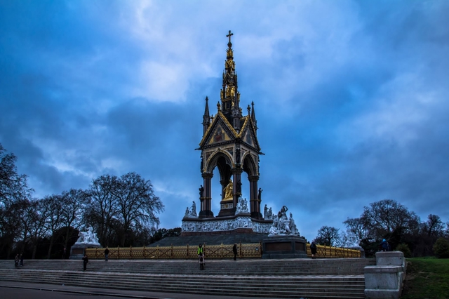 30 albert memorial