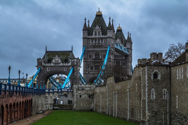 37 tower bridge
