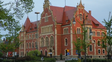 Pszczyna, Budynek Sądu Rejonowego..... – Polska