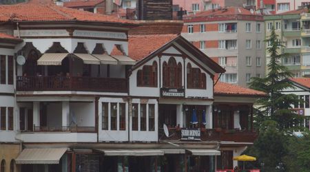 Miasto Amasya - wieża zegarowa – Turcja