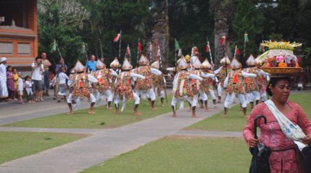 Taniec wojenny – Wyspa bali, Indonezja