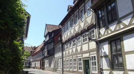 25737633 - Hildesheim Sztuka romańska w ofensywie – Niemcy