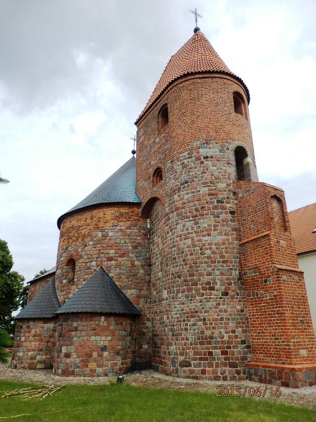 Strzelno rotunda