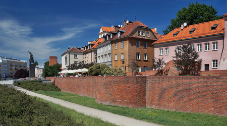 Warszawska Starówka.Mury obronne. – Warszawa, Polska