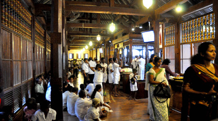 Kandy, Sri Dalada (Świątynia Zęba) – Anuradhapura, Sri Lanka