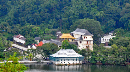 Kandy, Sri Dalada (Świątynia Zęba) – Anuradhapura, Sri Lanka