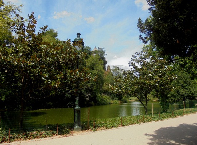 Paryż - Parc des Buttes Chaumont