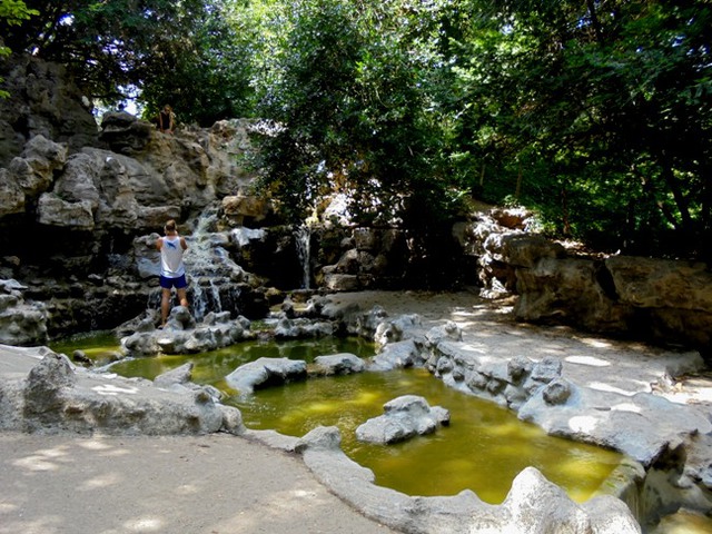 Paryż - Parc des Buttes Chaumont