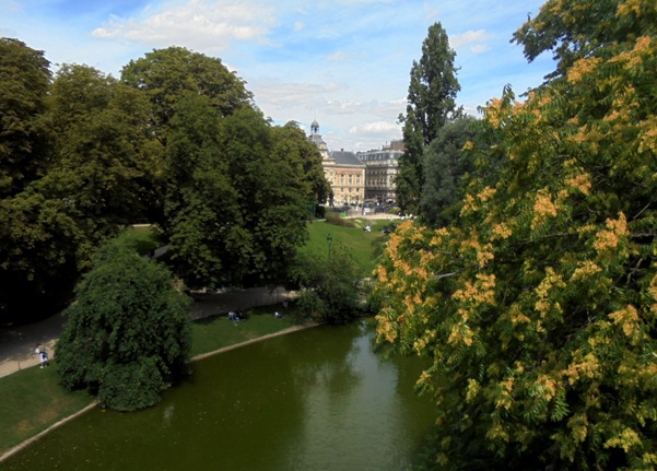 Paryż - Parc des Buttes Chaumont