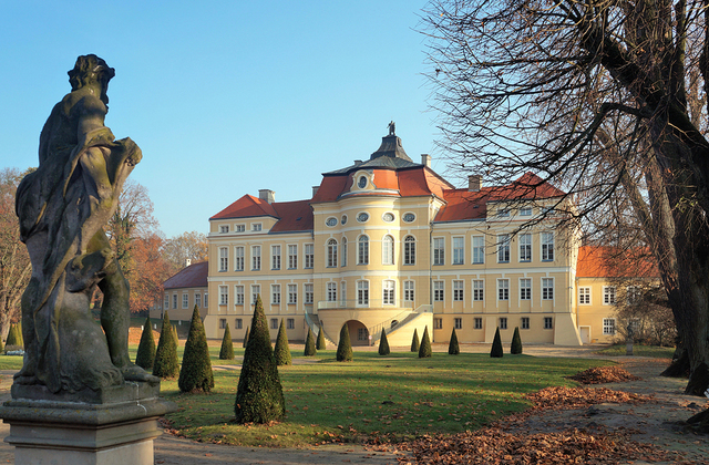 Rogalin.Fasada ogrodowa pałacu.
