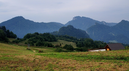 Widok z Palenicy nad Szczawnicą. – Pieniny, Polska