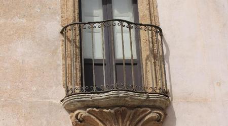 25750918 - Erice Erice Sycylia w kwietniu 2016 – Włochy