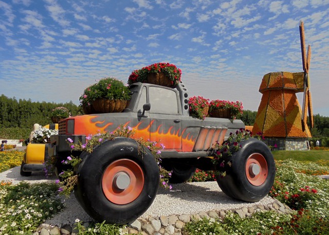 Dubaj - Miracle Garden