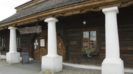 karczma Austeria – Klucze, Polska