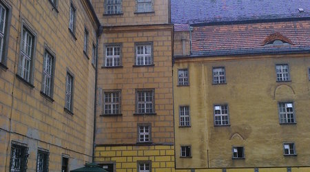 Zamek w Oleśnicy – Jelenia Góra, Polska