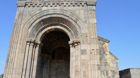 ..wejście główne – Goris, Armenia