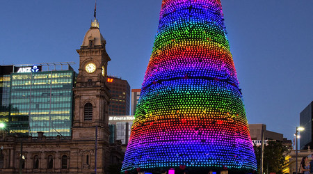 Choinka na Victoria Square w Adelaide – Australia