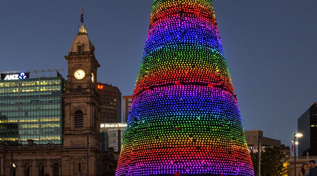 Choinka na Victoria Square w Adelaide – Australia