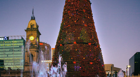 Choinka na Victoria Square w Adelaide – Australia
