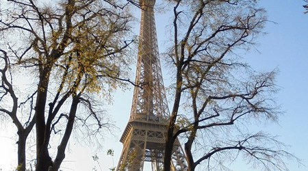 Paryż - Wieża Eiffla wiosną 2017 r – Francja