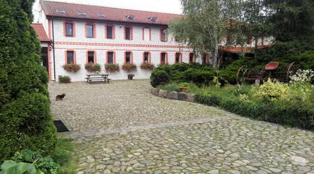 Folwark Na Półwyspie – Czaplinek, Polska