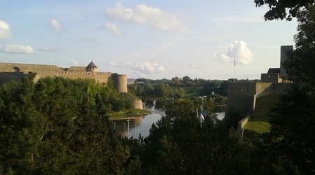 Graniczna rzeka Narva – Estonia