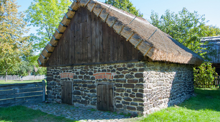 budynek – Lednogóra, Polska