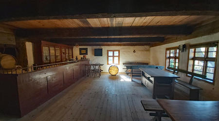 karczma wnętrze – Lednogóra, Polska